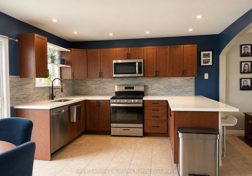 239-atkinson-street-clearview-ontario-s13586564