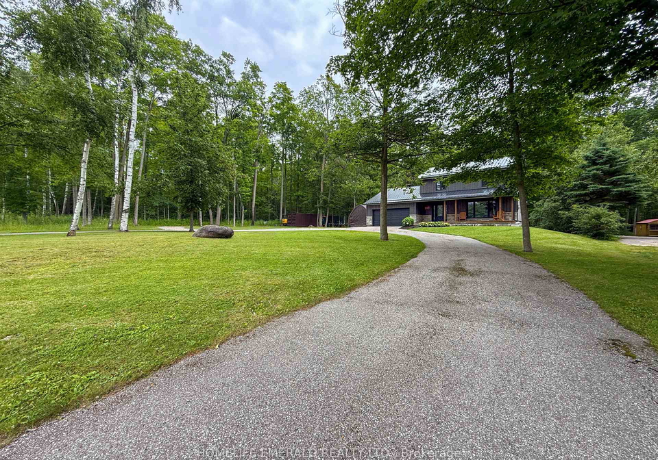 2391-seadon-road-springwater-ontario-s13587080