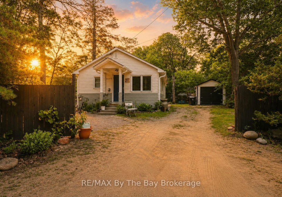 217-dunkerron-avenue-wasaga-beach-ontario-s13587204