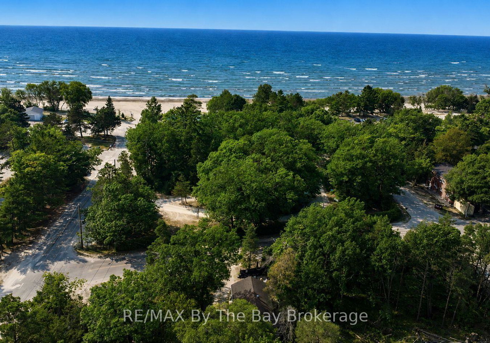 217-dunkerron-avenue-wasaga-beach-ontario-s13587204