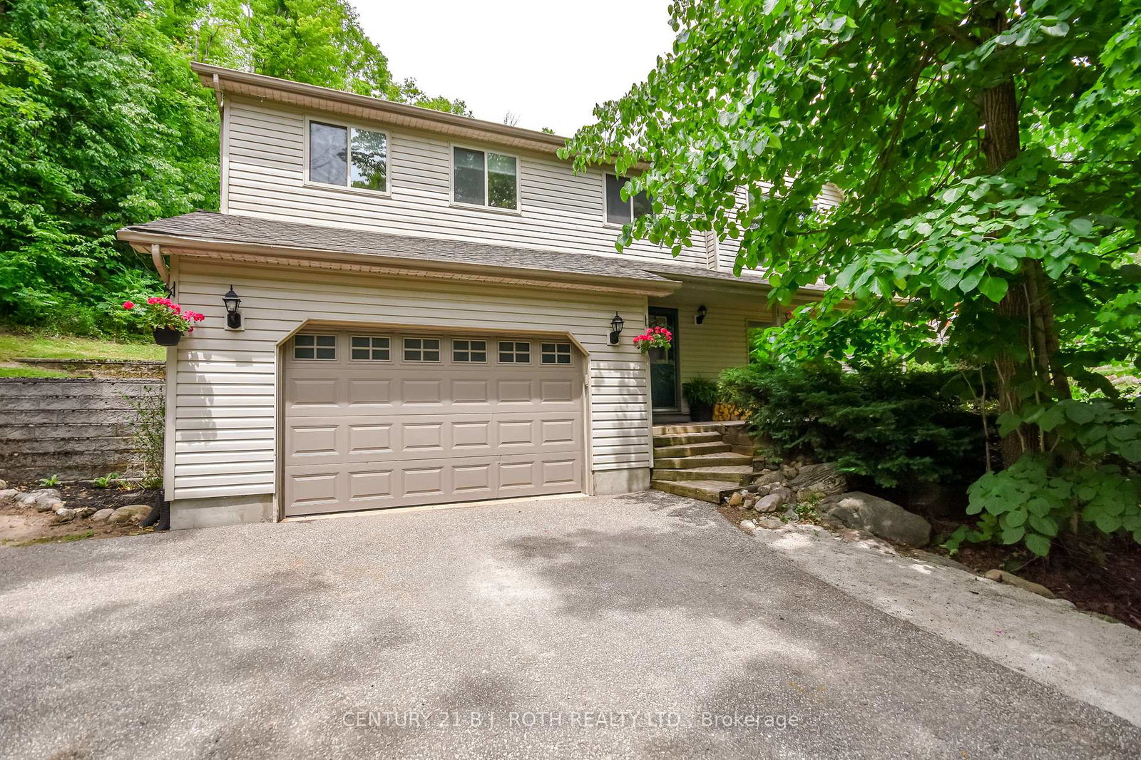 29-algonquin-trail-oro-medonte-ontario-s13587622
