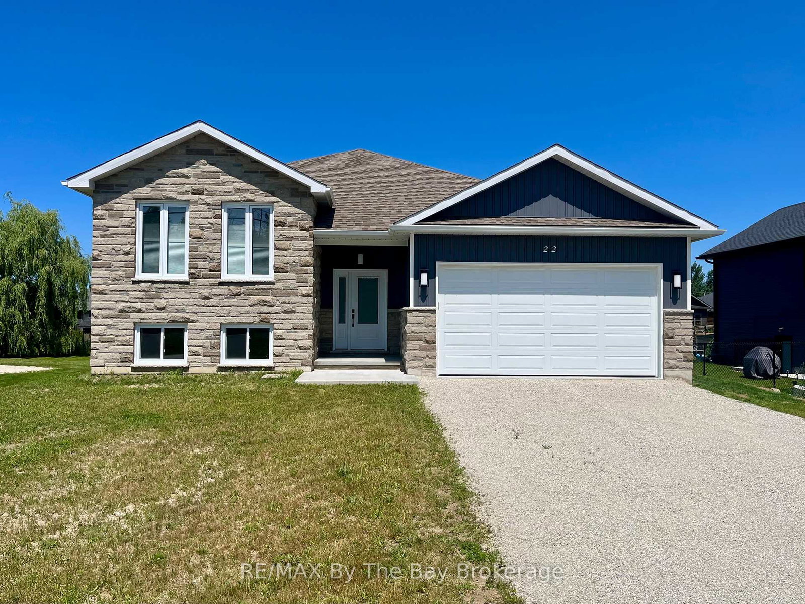 22-lakeshore-road-wasaga-beach-ontario-s13589980