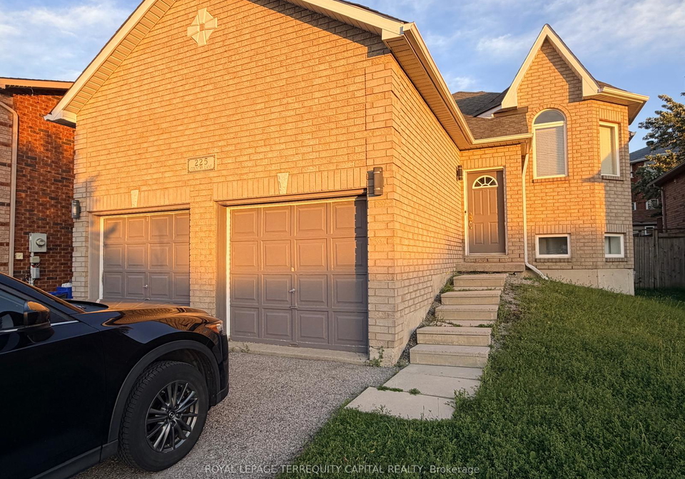 225-country-lane-barrie-ontario-s13590410