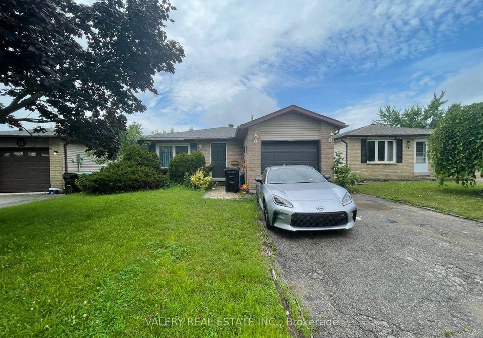 73-hickling-trail-barrie-ontario-s13590498
