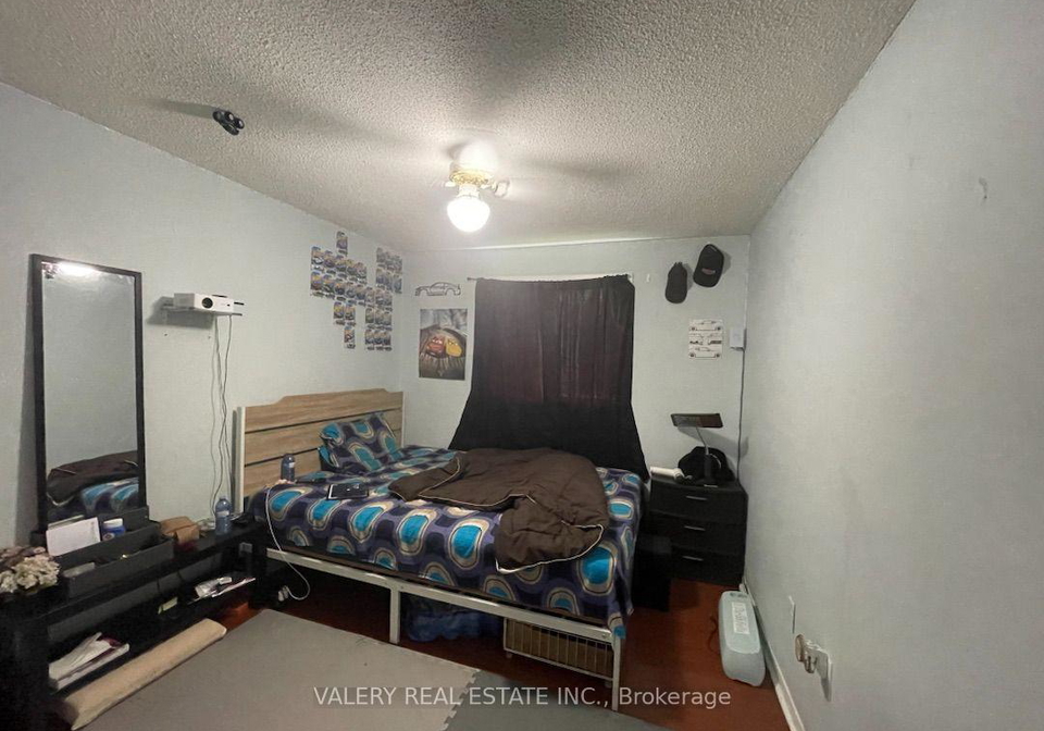 73-hickling-trail-barrie-ontario-s13590498