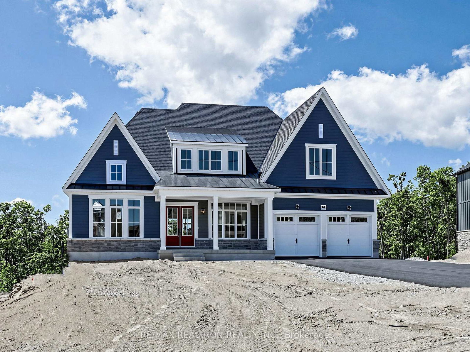 8-radome-drive-oro-medonte-ontario-s13590708