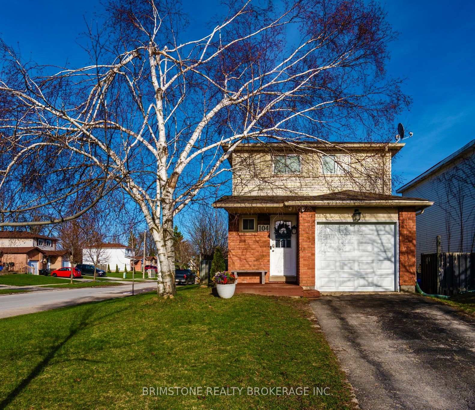 104-hickling-trail-barrie-ontario-s13591030