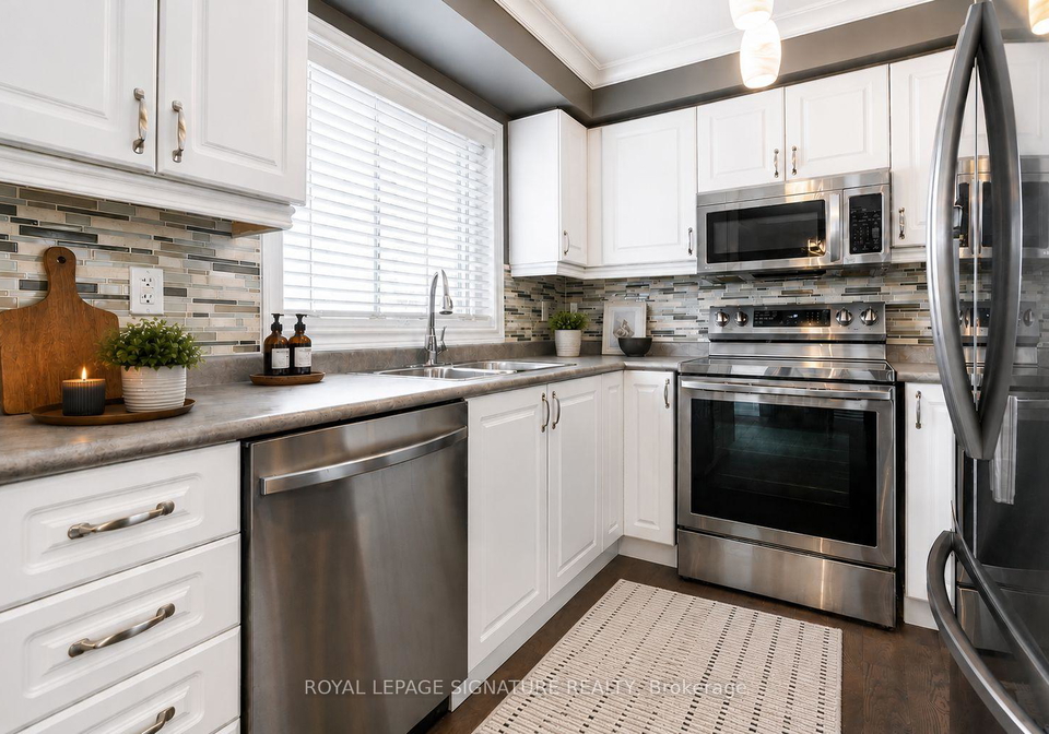 37-succession-crescent-barrie-ontario-s13591080