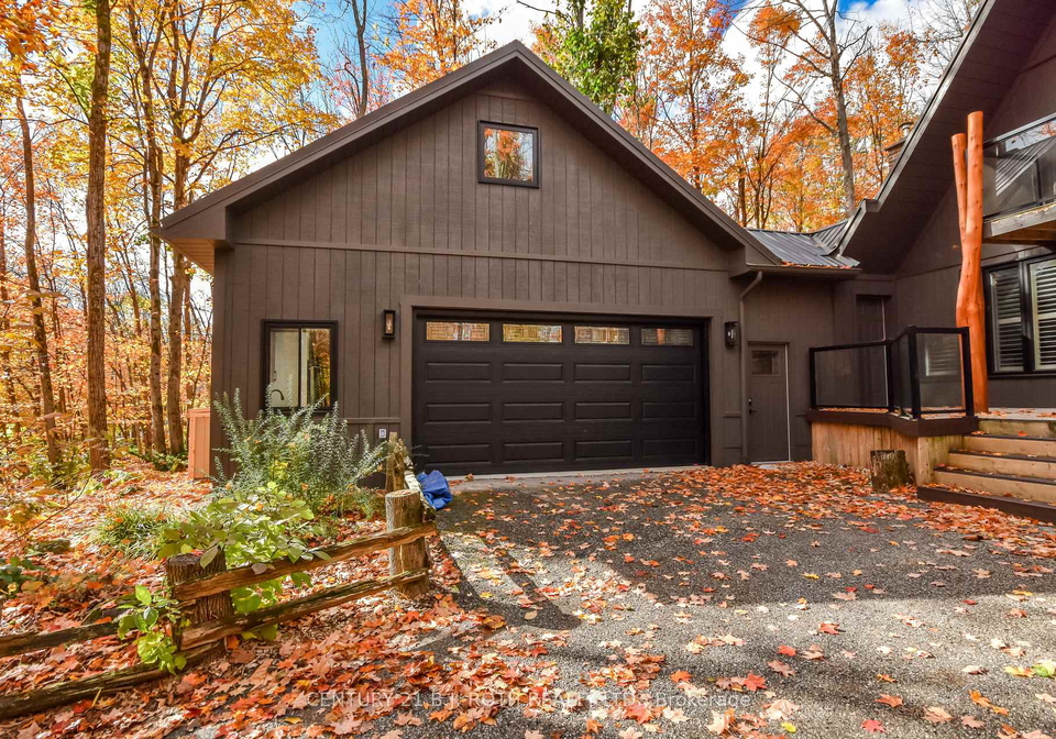 10-slalom-drive-oro-medonte-ontario-s13591740