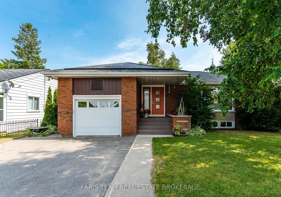 44-jeffery-street-penetanguishene-ontario-s13591830