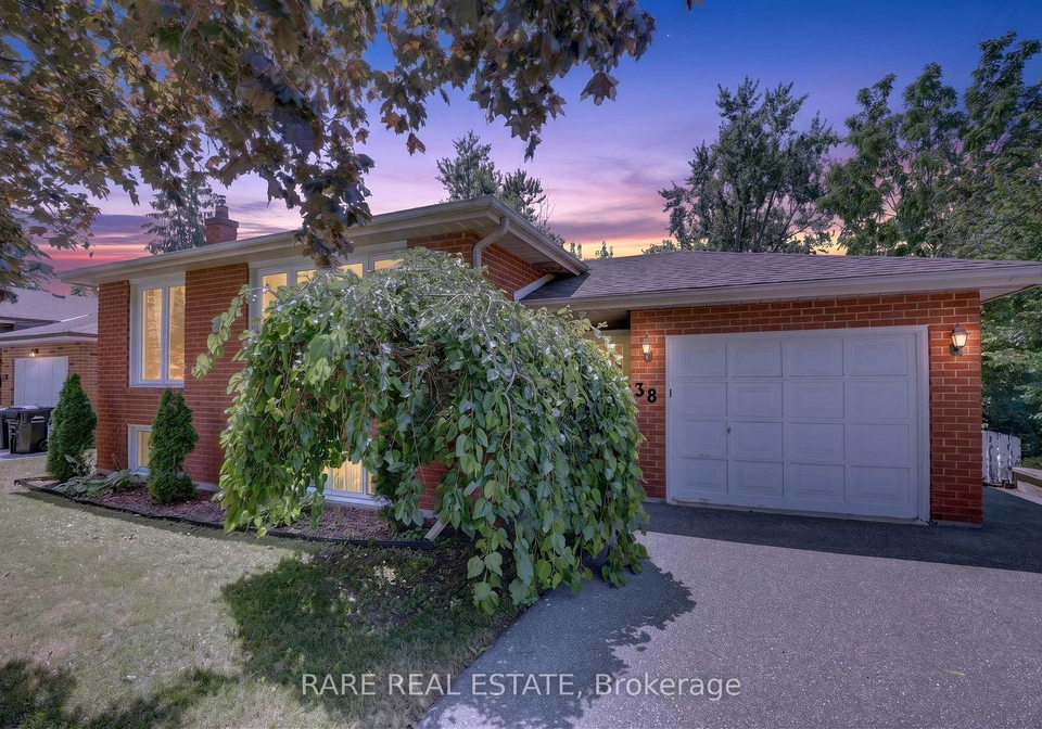 38-lay-street-barrie-ontario-s13592070
