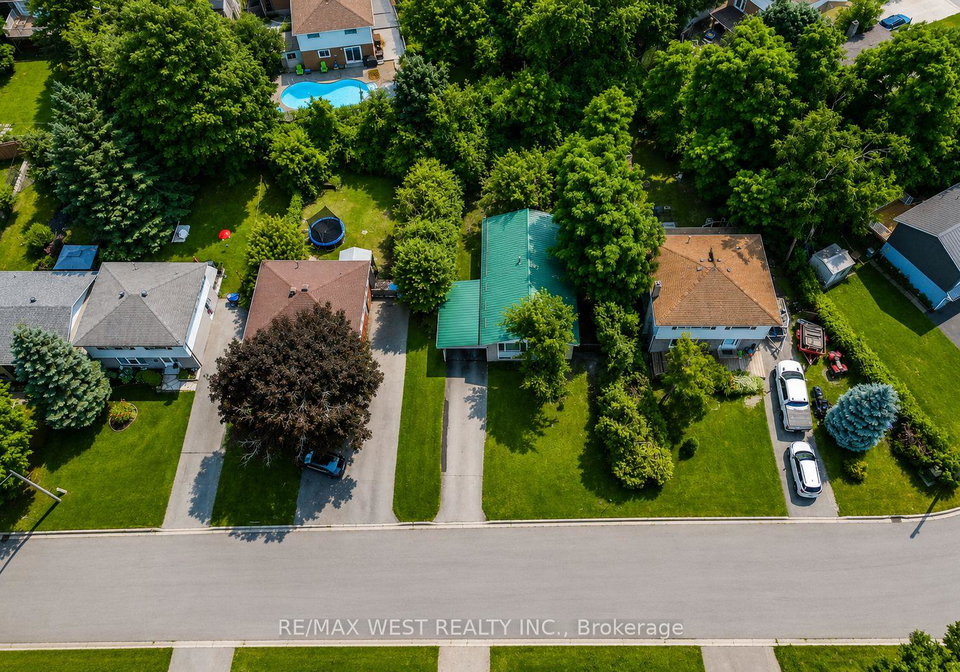747-birchwood-drive-nw-midland-ontario-s13592394