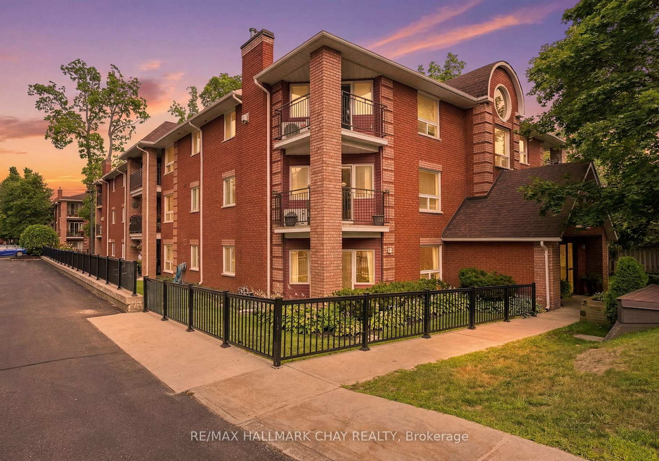 131-clapperton-street-barrie-ontario-s13592744