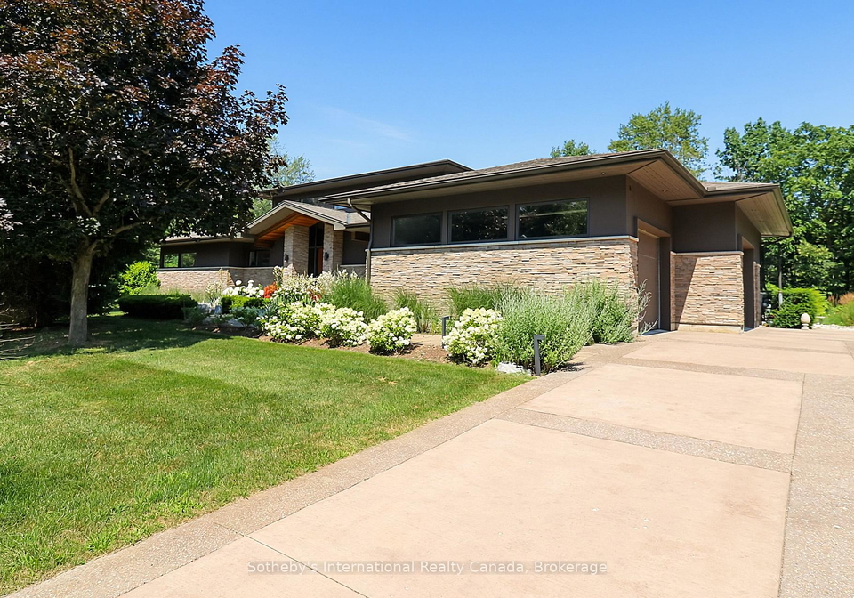 4-holly-court-collingwood-ontario-s13593670
