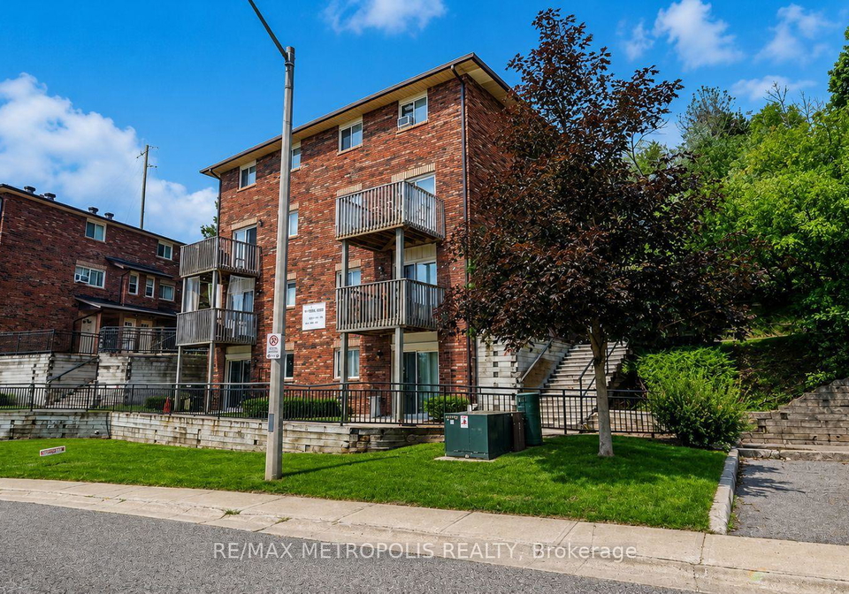 3-sawmill-road-barrie-ontario-s13594668