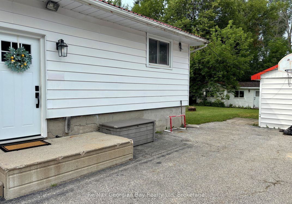 11-john-street-severn-ontario-s13594674
