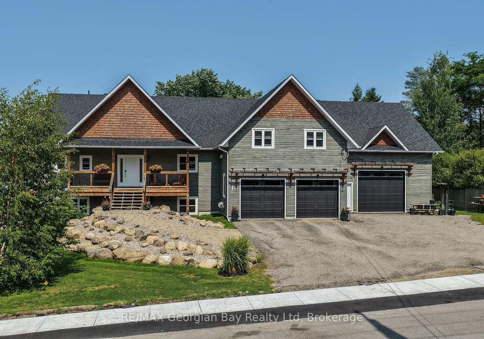 1-park-street-penetanguishene-ontario-s13599106