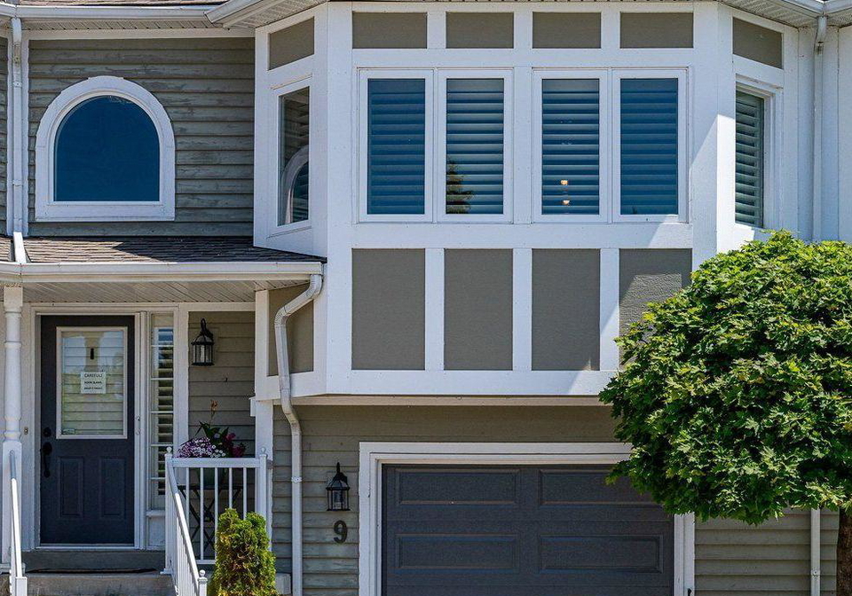 9-cranberry-surf-collingwood-ontario-s13599424