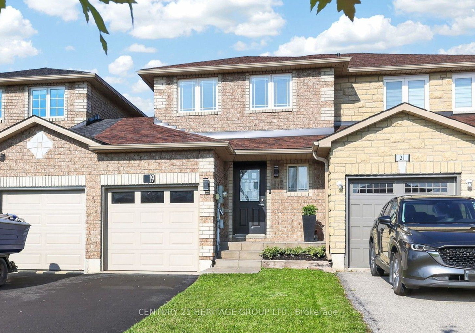 19-majesty-boulevard-barrie-ontario-s13601736