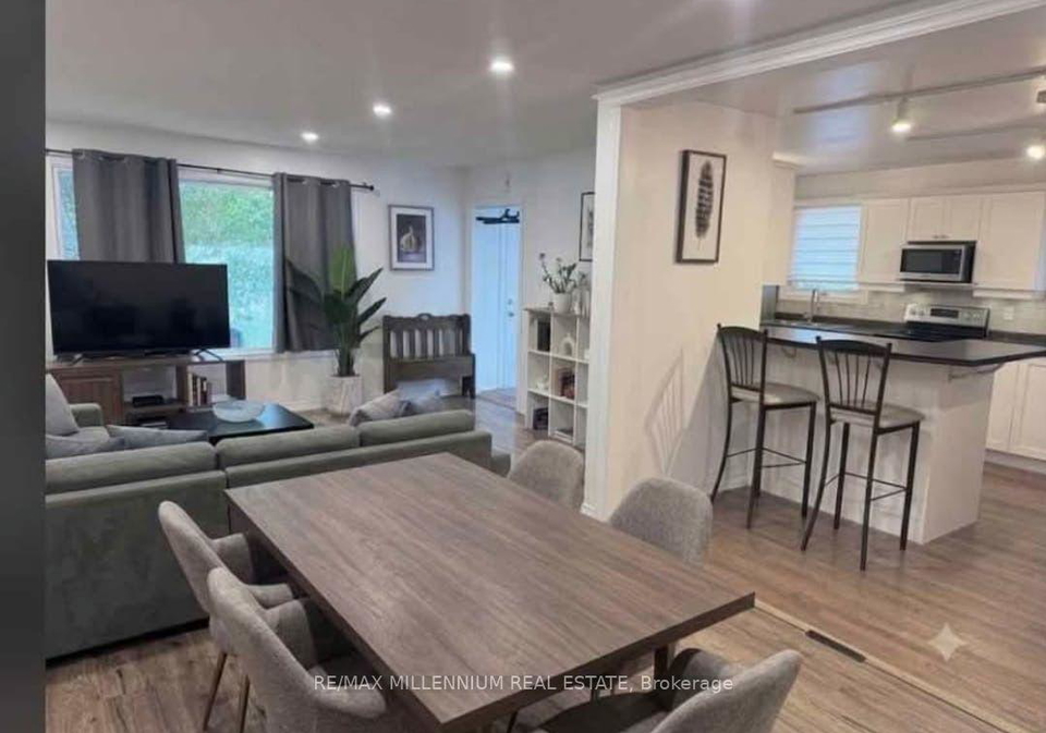 5-pepler-place-barrie-ontario-s13604494