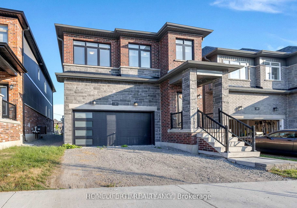 7-barnyard-trail-barrie-ontario-s13604500