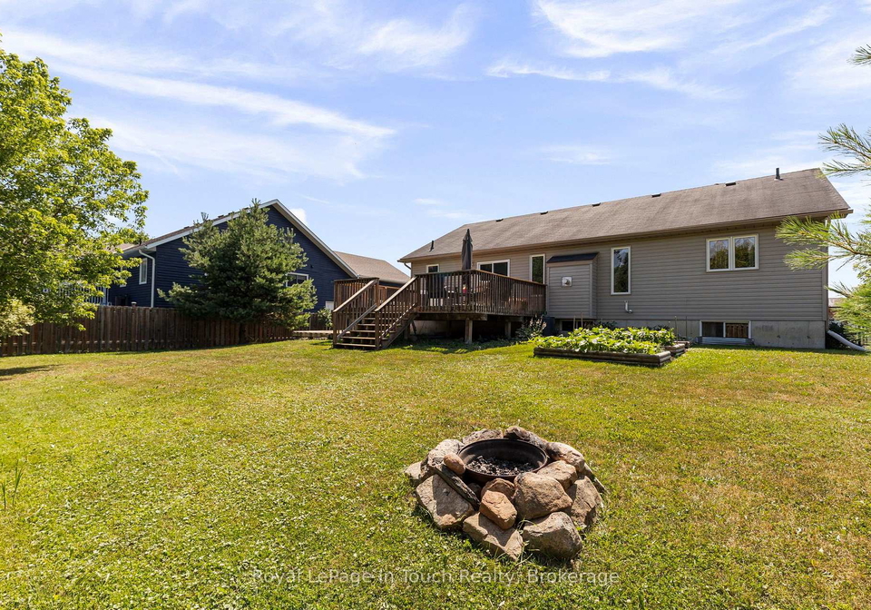 66-donlands-court-severn-ontario-s13604982