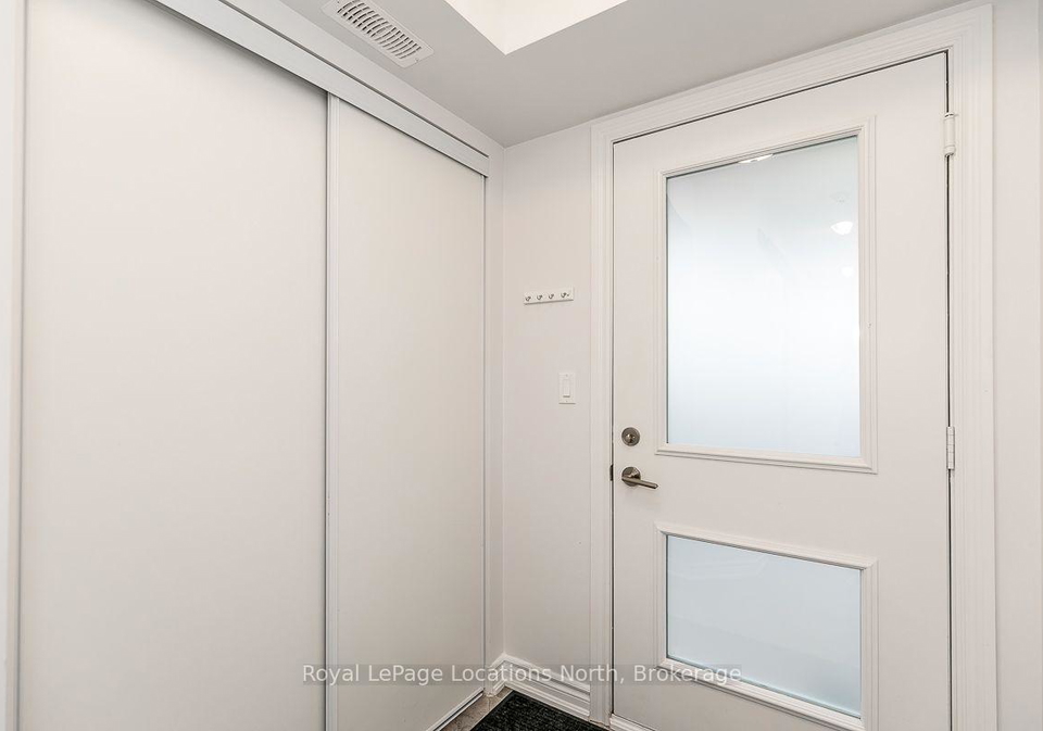 4-anchorage-crescent-collingwood-ontario-s13605328