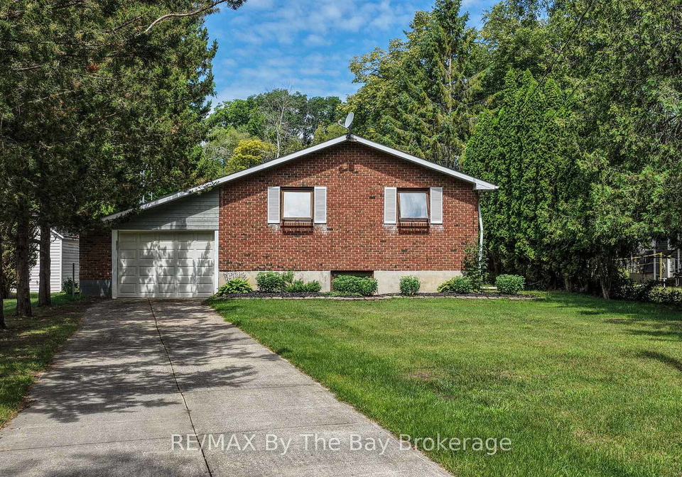116-stroud-crescent-wasaga-beach-ontario-s13606058