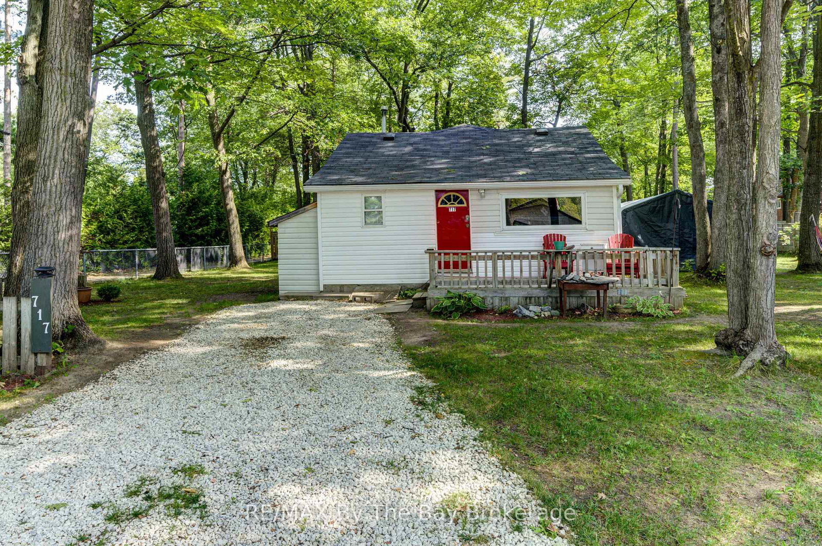 717-oxbow-park-drive-wasaga-beach-ontario-s13606686