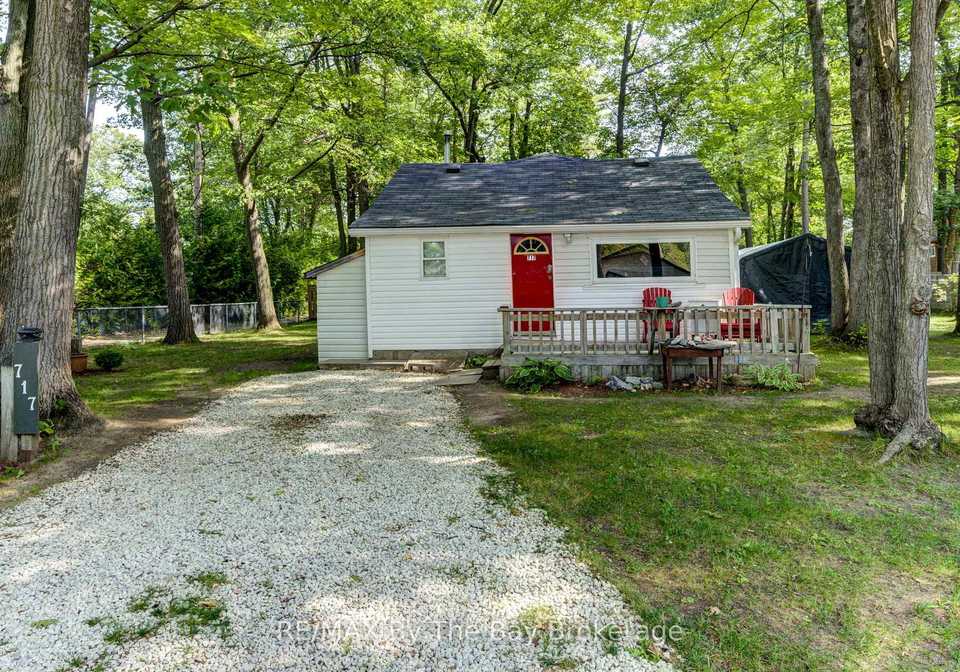 717-oxbow-park-drive-wasaga-beach-ontario-s13606686