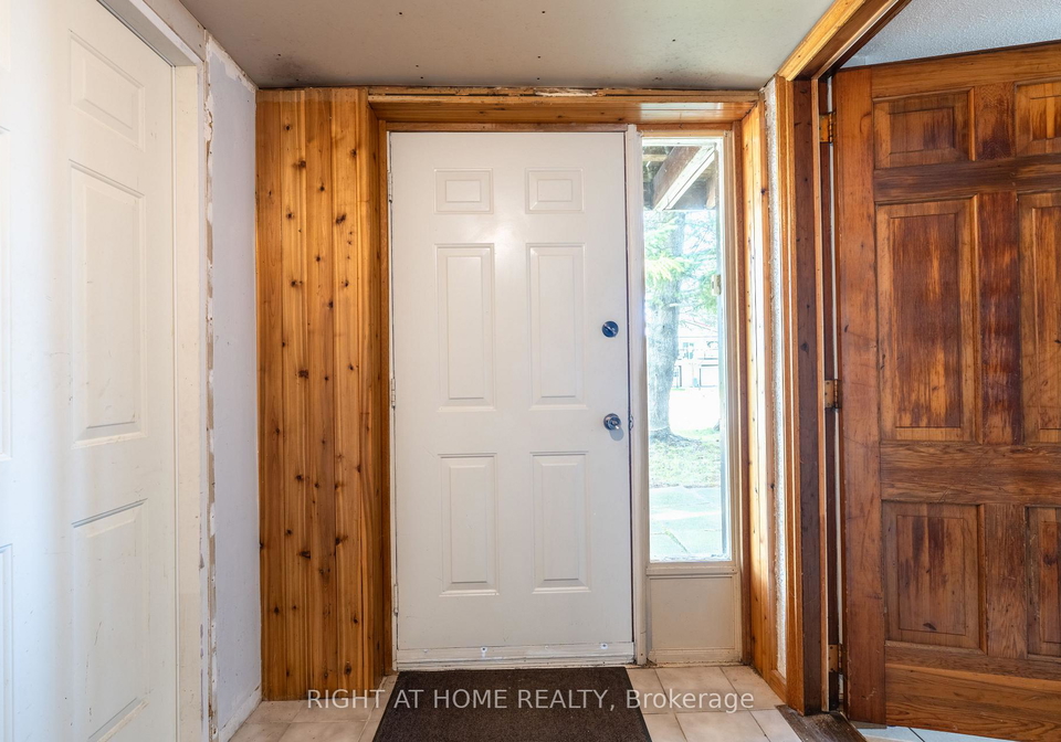 25-william-avenue-wasaga-beach-ontario-s13607246