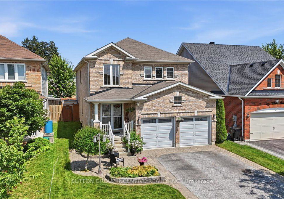17-white-crescent-barrie-ontario-s13607466