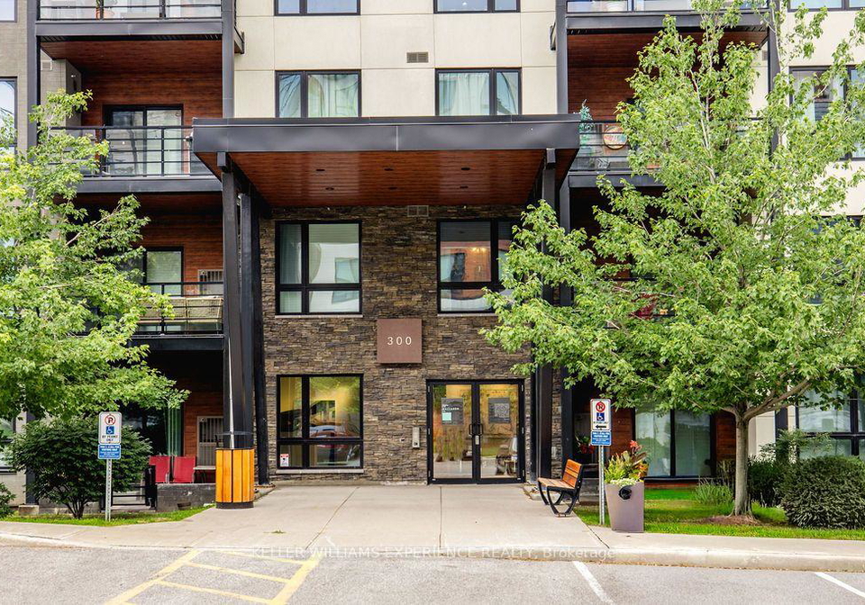 300-essa-road-e-barrie-ontario-s13607788
