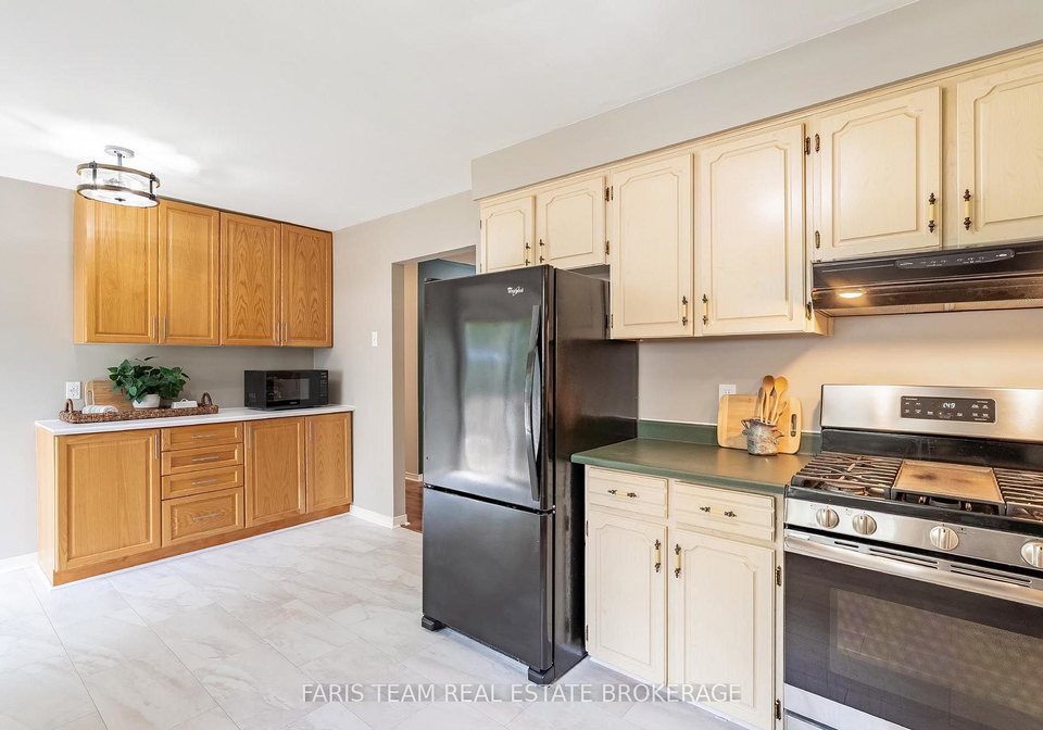 1202-sunnidale-road-springwater-ontario-s13607854