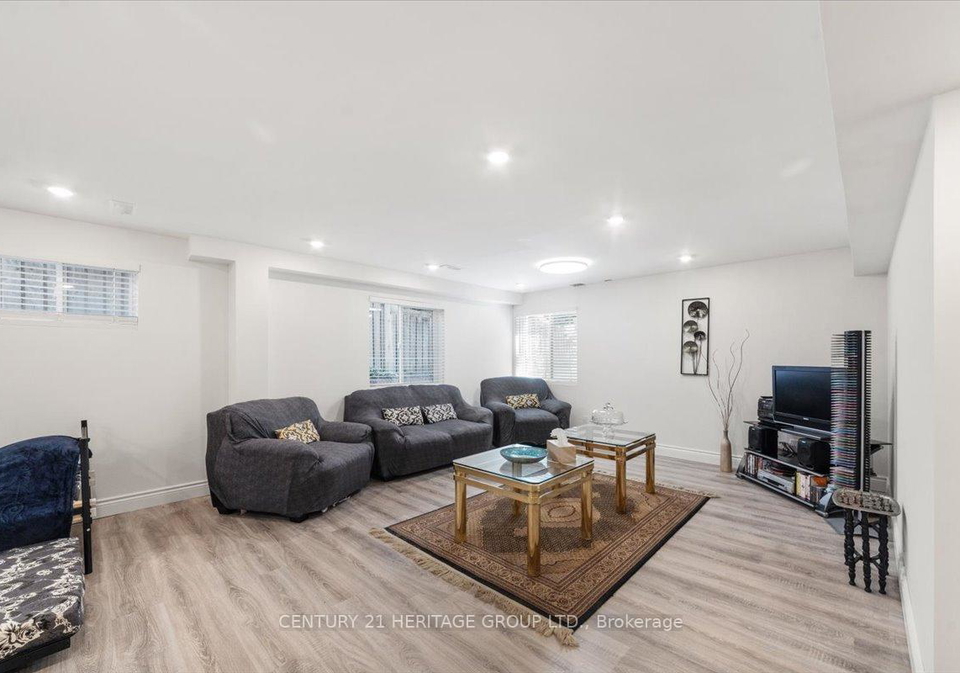 47-stollar-boulevard-barrie-ontario-s13608938