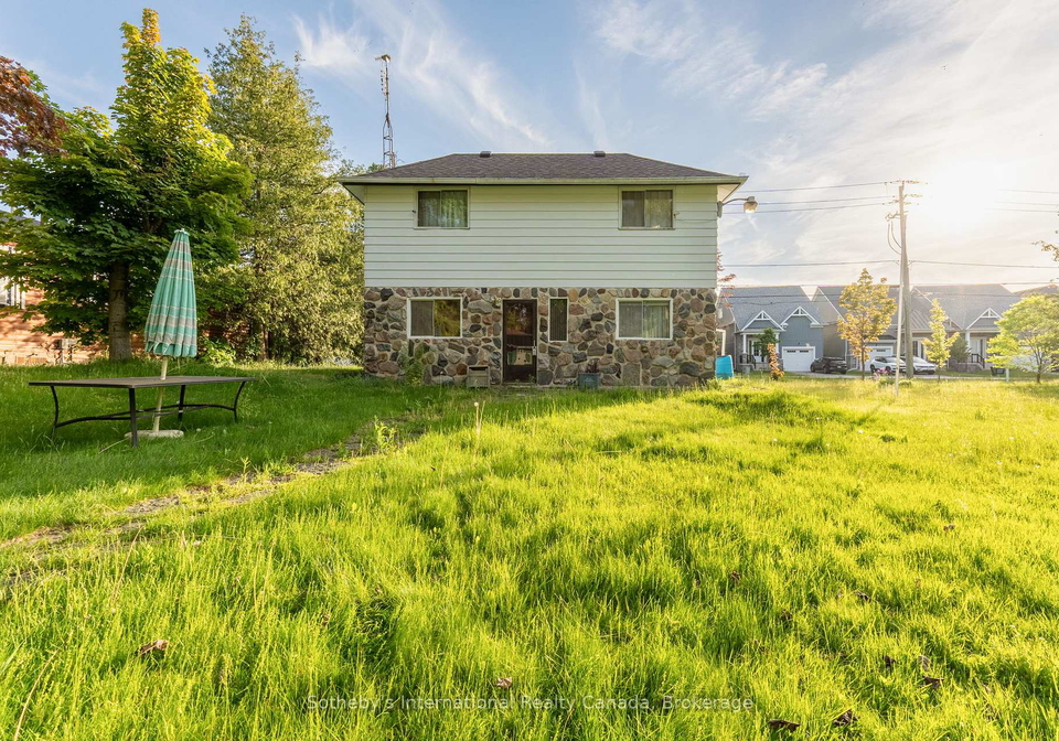 19-62nd-street-s-wasaga-beach-ontario-s13609986