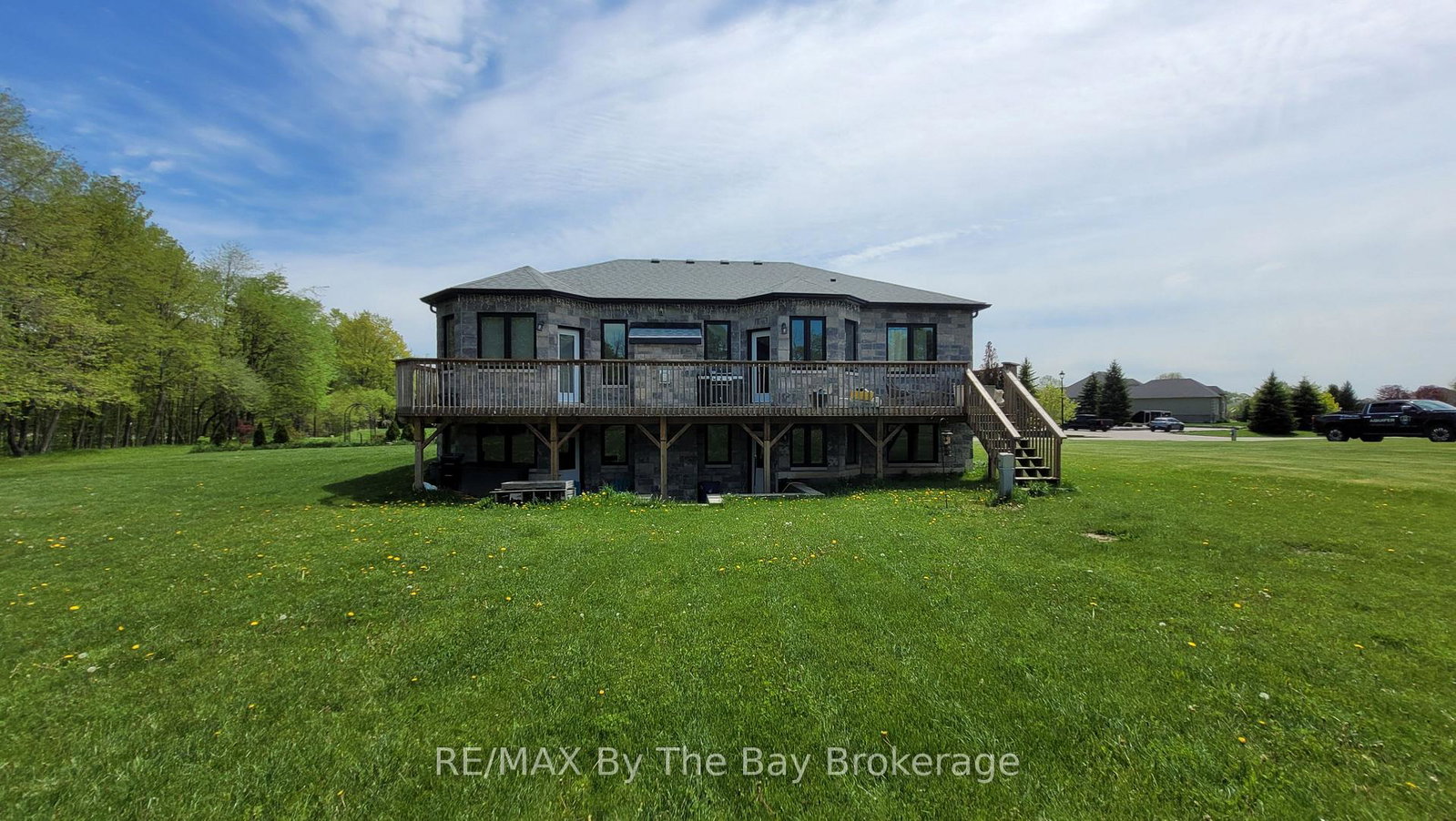 16-walnut-drive-wasaga-beach-ontario-s13611460