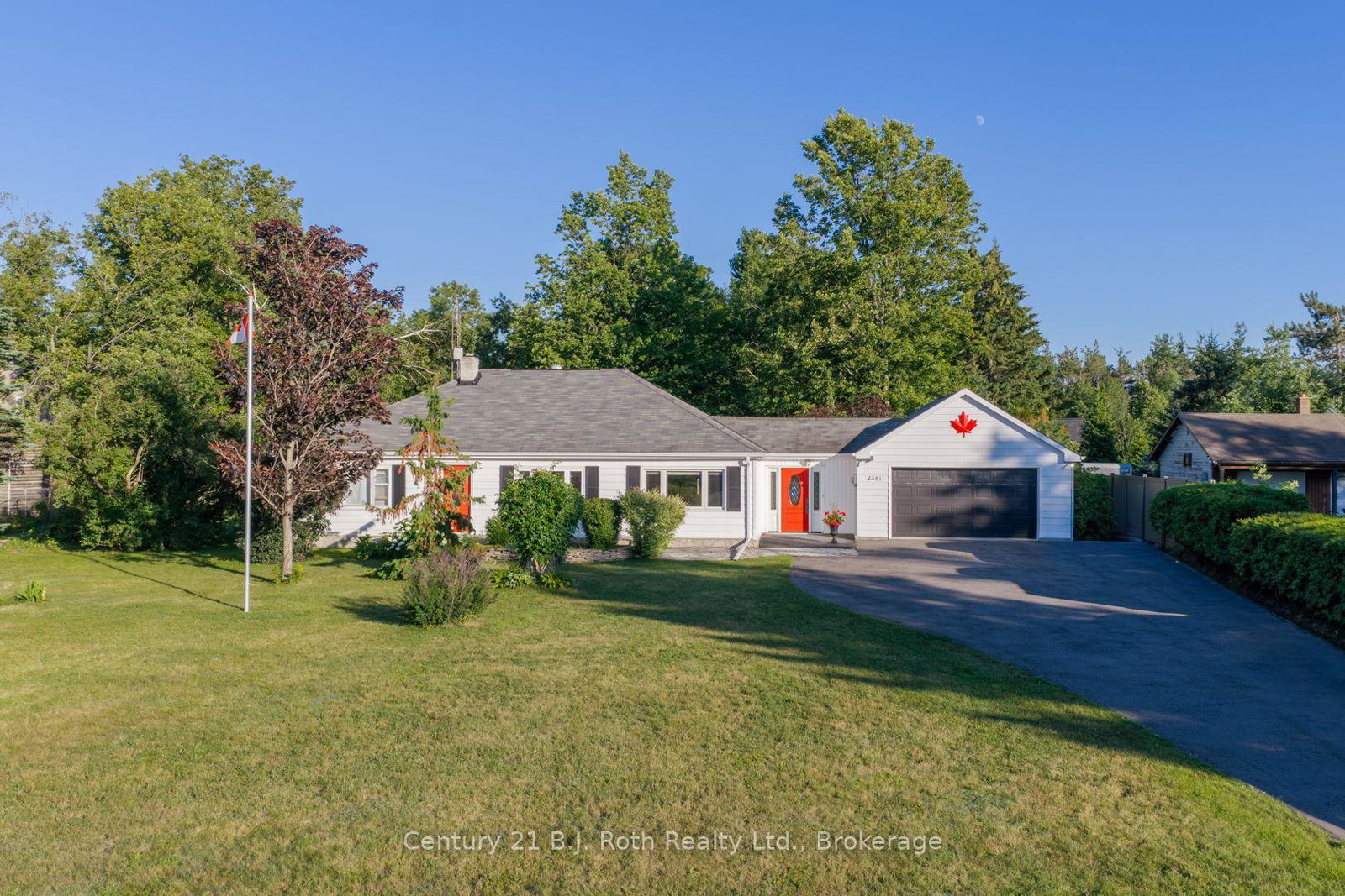 2381-11-highway-oro-medonte-ontario-s13611554