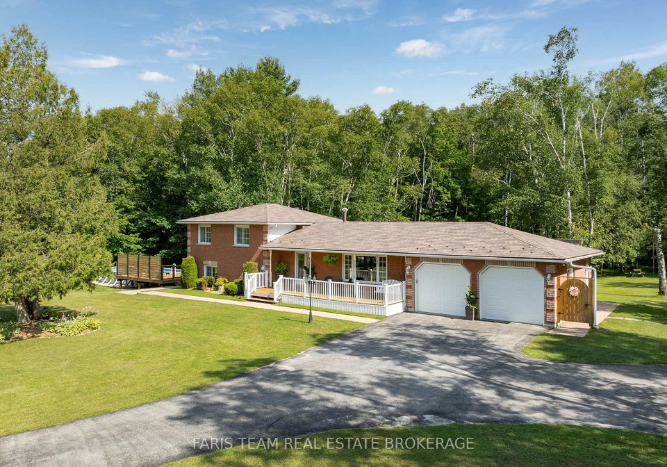 1765-flos-road-4-w-springwater-ontario-s13611728
