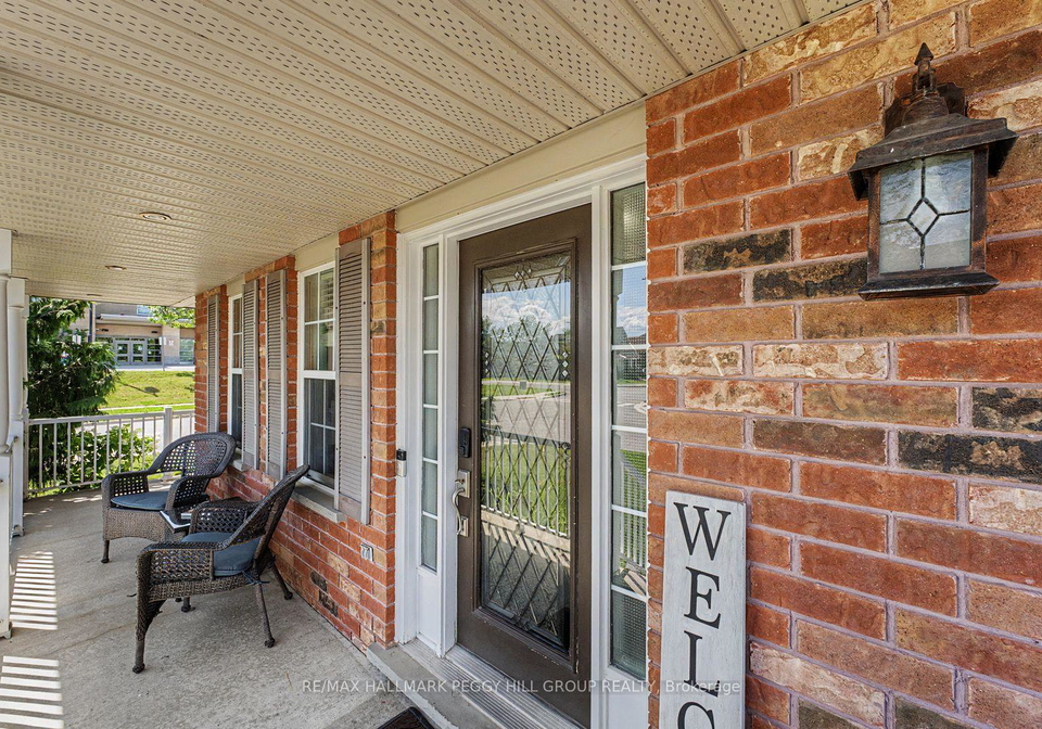 16-blackbird-lane-barrie-ontario-s13612158
