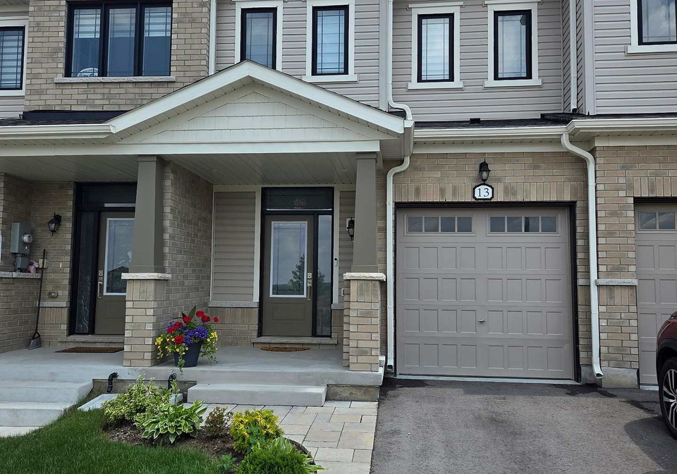 13-milady-crescent-barrie-ontario-s13613804