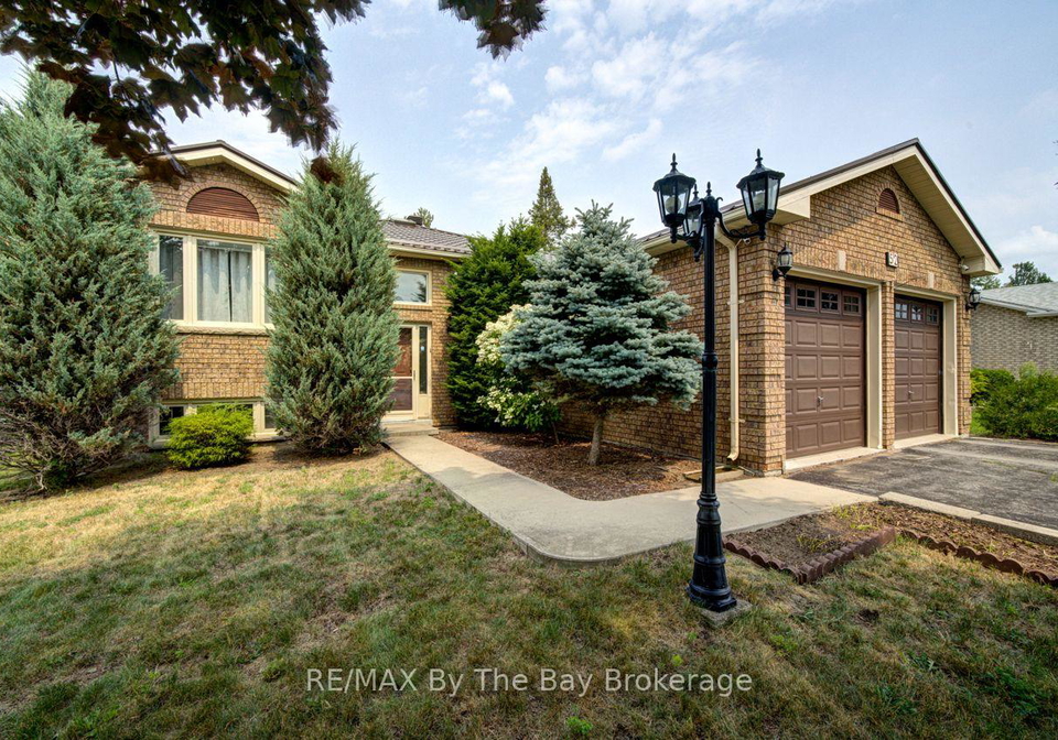 52-caribou-trail-wasaga-beach-ontario-s13614694