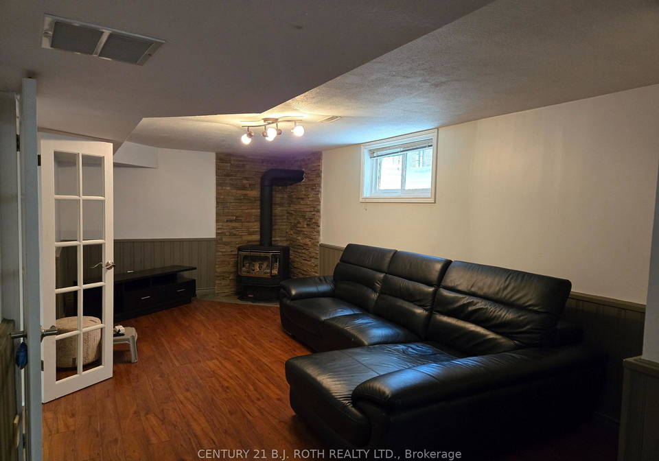 105-chieftain-crescent-barrie-ontario-s13617714
