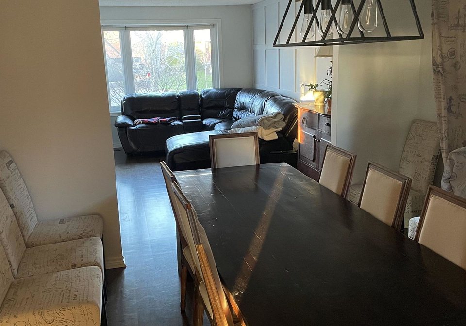 105-chieftain-crescent-barrie-ontario-s13617998