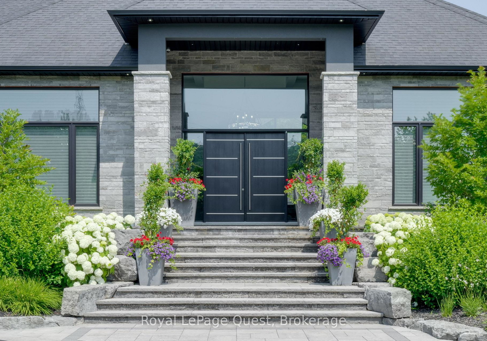 8-midves-court-springwater-ontario-s13620036