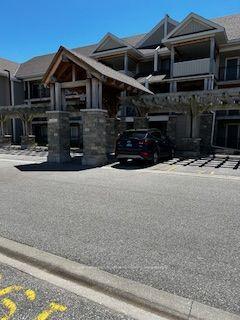 2-anchorage-crescent-w-collingwood-ontario-s13620378