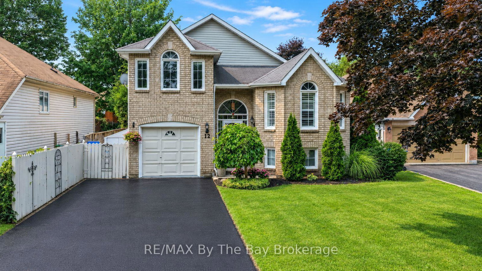 12-goldsmith-place-wasaga-beach-ontario-s13620576