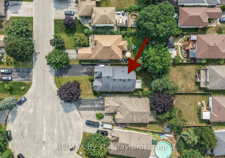 12-goldsmith-place-wasaga-beach-ontario-s13620576