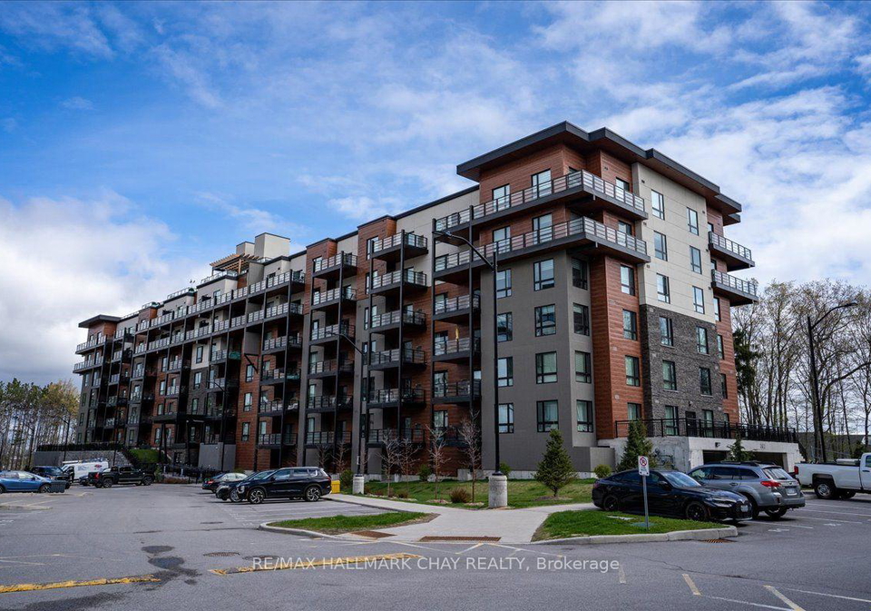 302-essa-road-barrie-ontario-s13620792