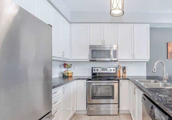 37-pearcey-crescent-barrie-ontario-s13621686